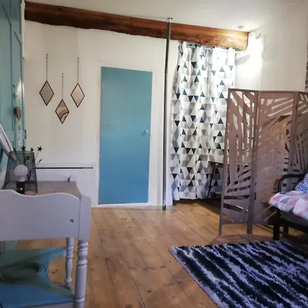 Grand Au Coeur D'un Village Holiday home Miglos