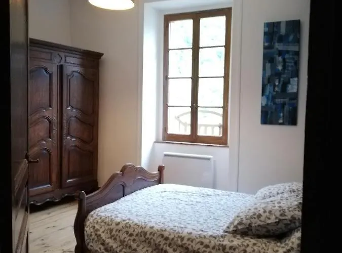 Grand Au Coeur D'un Village Miglos